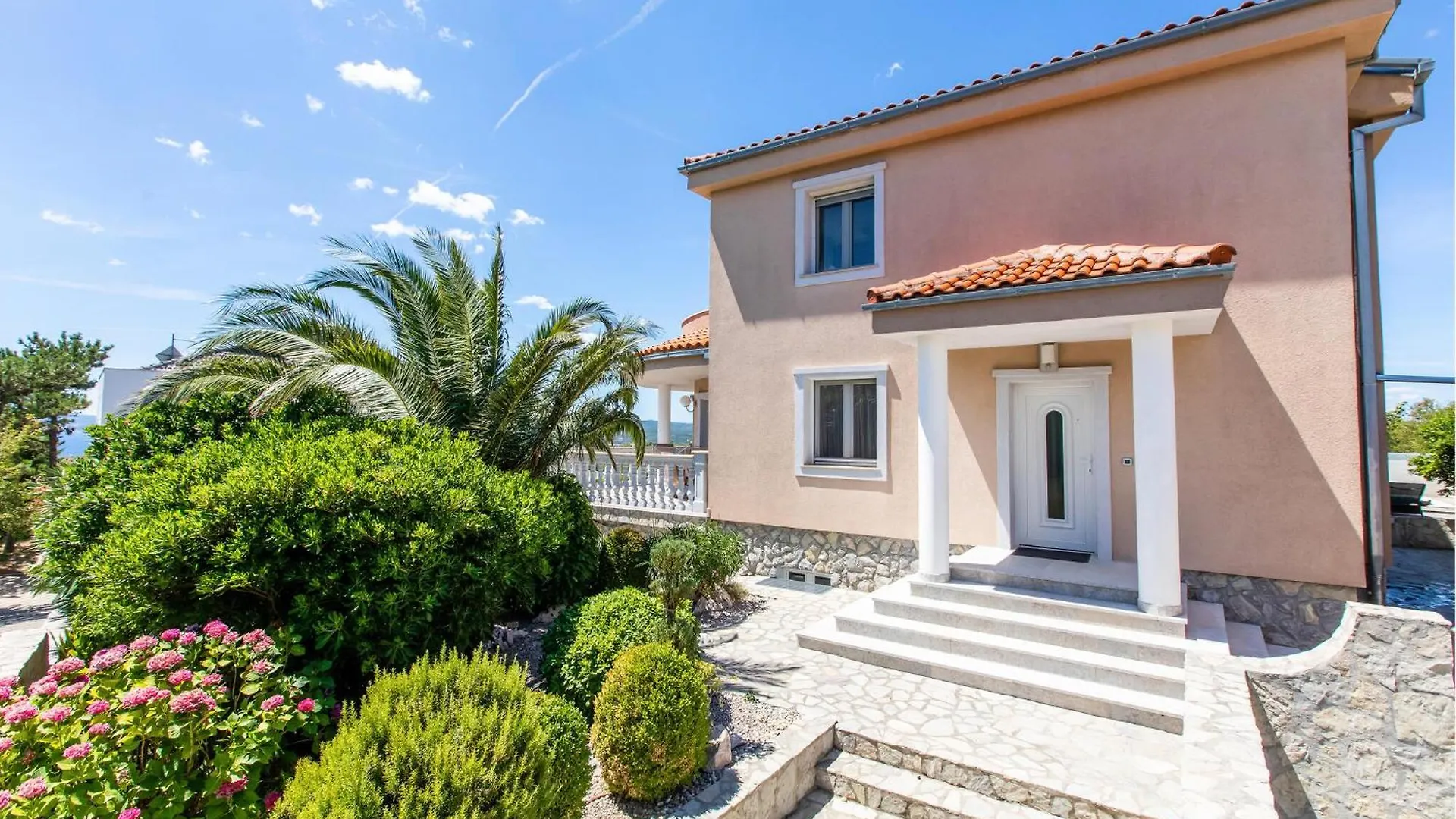 Stunning Home In Crikvenica With Wifi